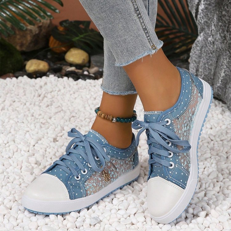 Lace embroidered mesh sneakers