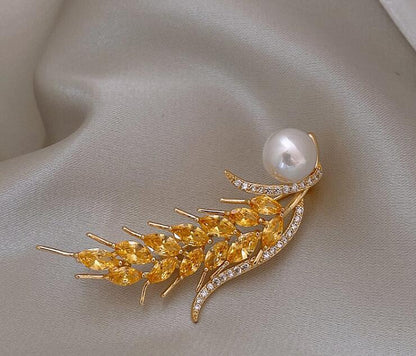 Wheat Pearl Brooch