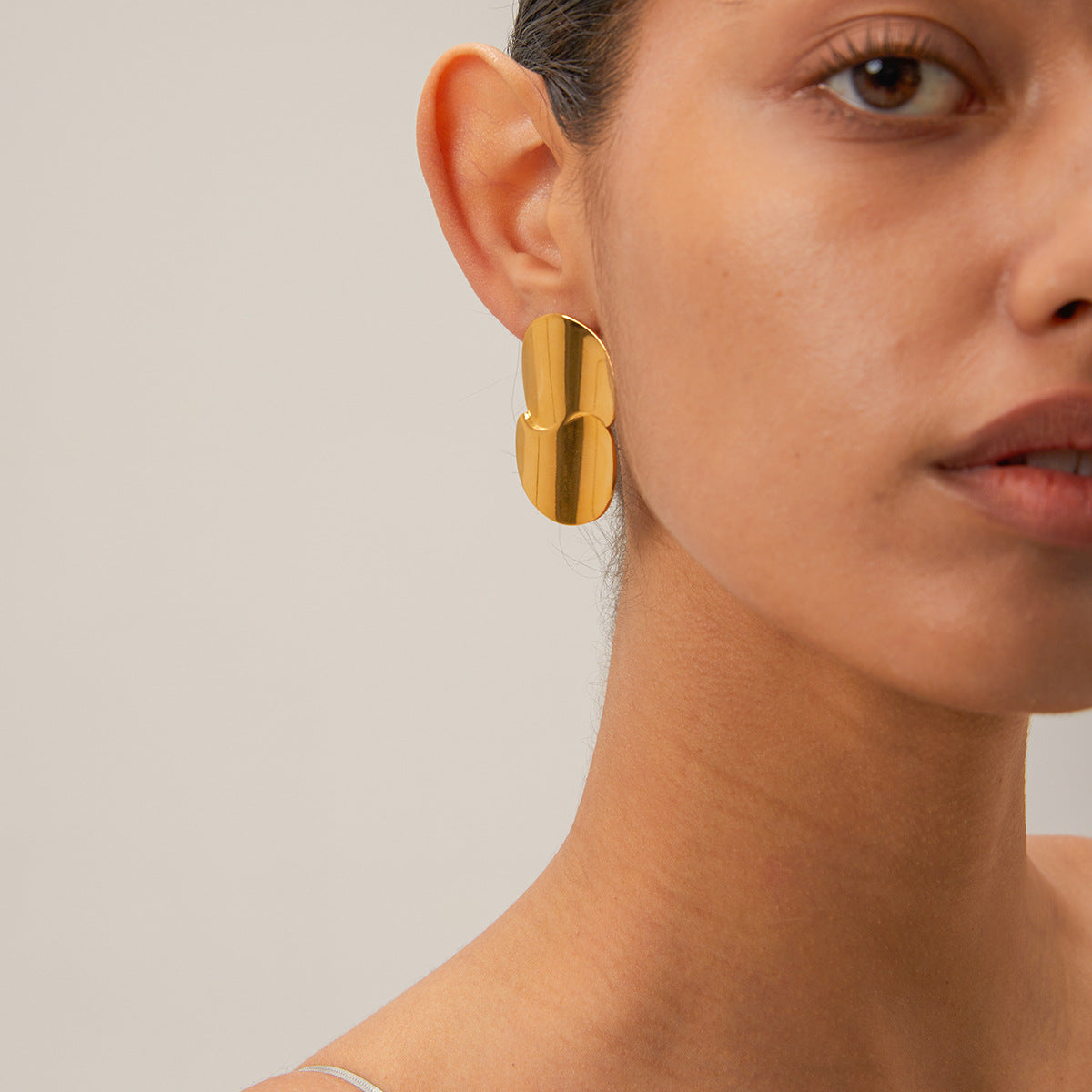 Geometric Curve Earrings