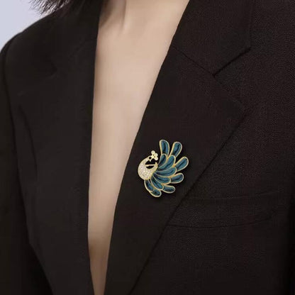 Elegant Peacock Brooch Suit Accessories