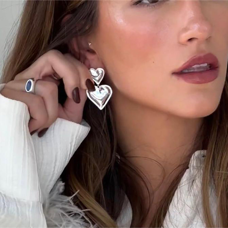 Women's metallic heart earrings