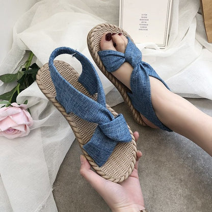 Flat bottom elastic sandals