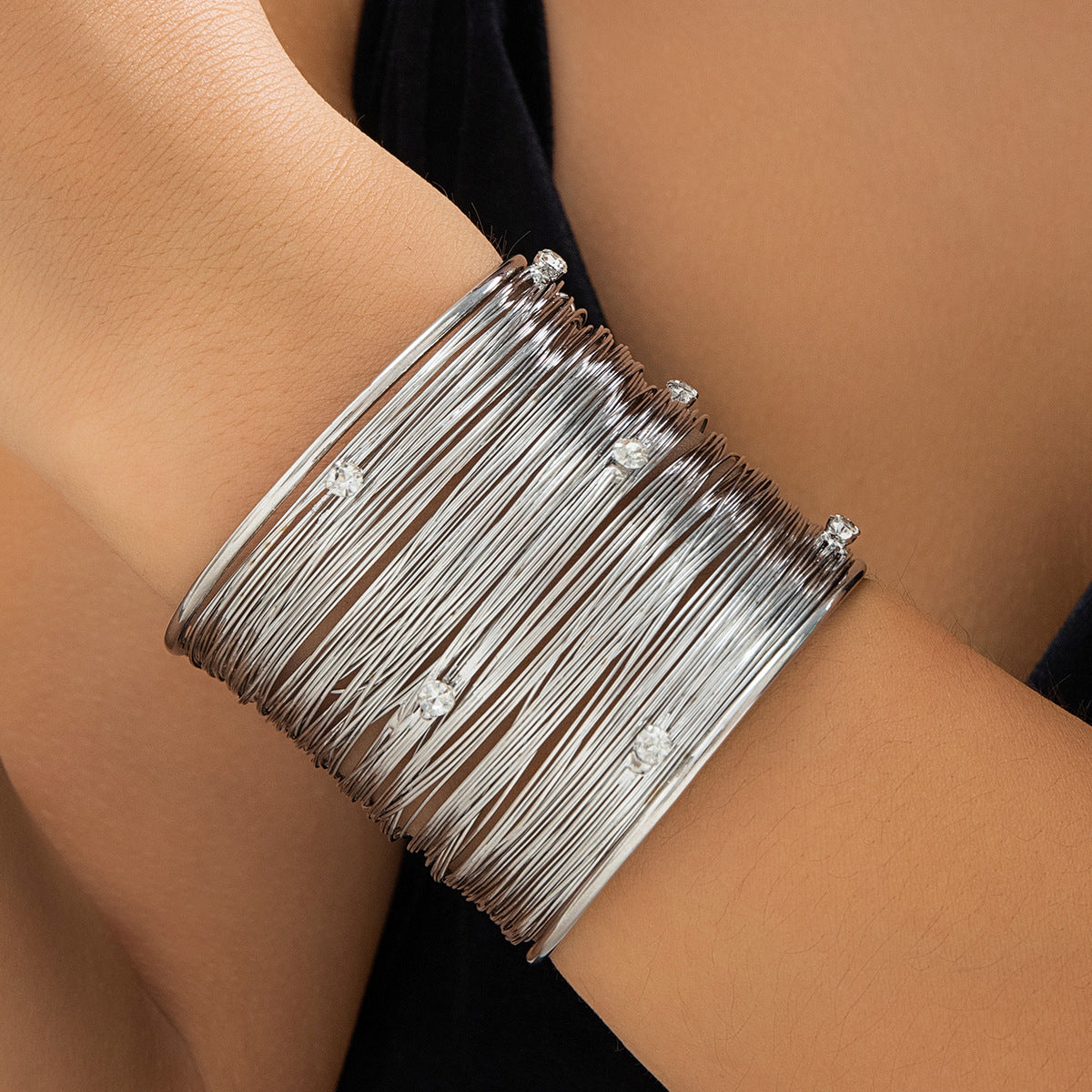 Wide brushed line bracelet