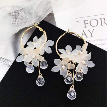 Miniature zircon flower leaf earrings