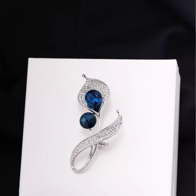 Calla lily flash diamond high-end brooch