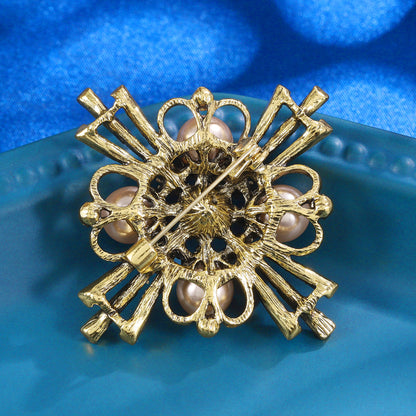 Pearl Flower Brooch