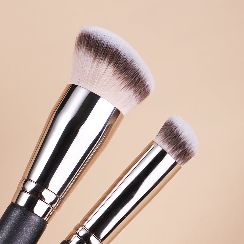 Hot-Selling Seamless Foundation Brush