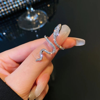 Zirconia Wrapped Snake Ring