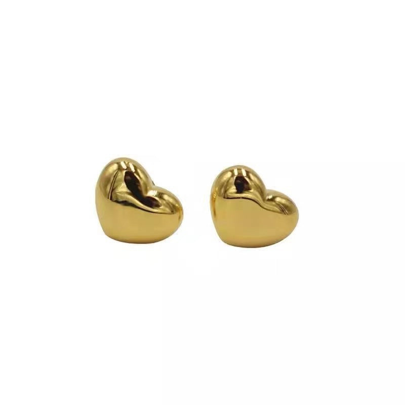 Golden love stud earrings