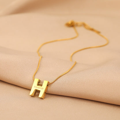 Fashion H letter titanium steel necklace