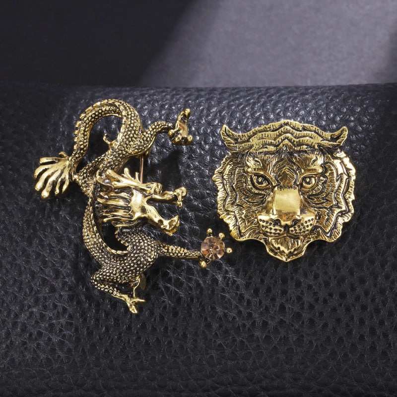 Chinese style metal brooch