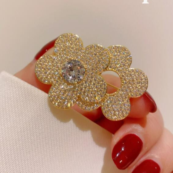 Cute flower brooch