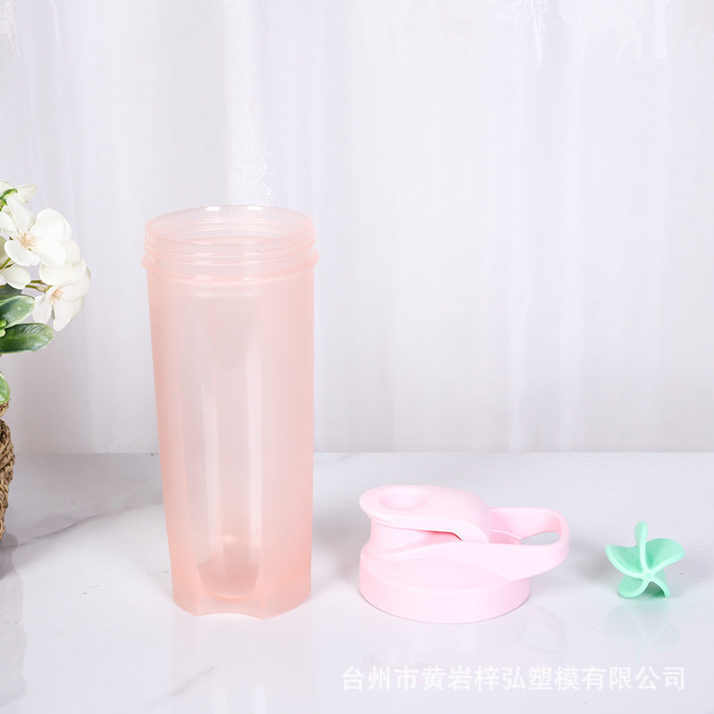 700ML Sports Shaker Cup