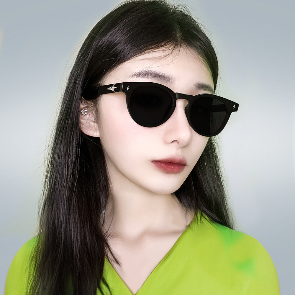 Retro Small Frame Polarized Sunglasses