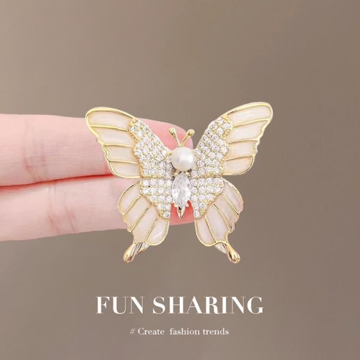 New Diamond Pearl Butterfly Brooch