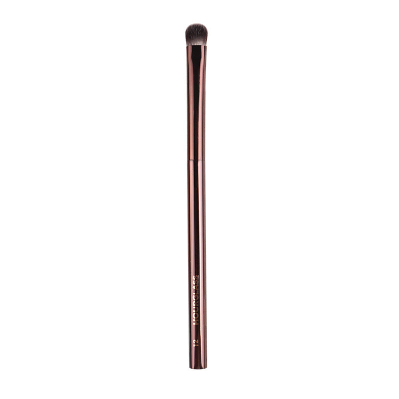 HG No. 12 Medium Eyeshadow Fiber Brush