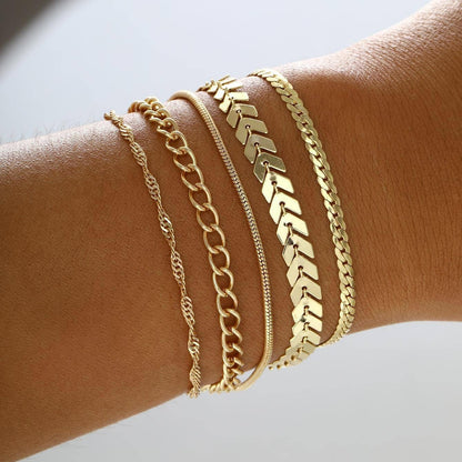 Metal chain set of 6 multi-layered bracelets