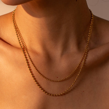 Double-layer necklace with large and small round beads