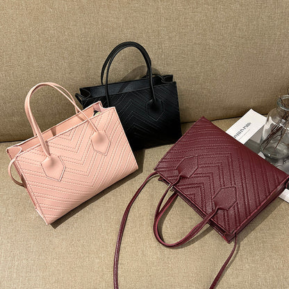 Casual women's handbag