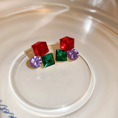 Color three-dimensional geometric crystal earrings