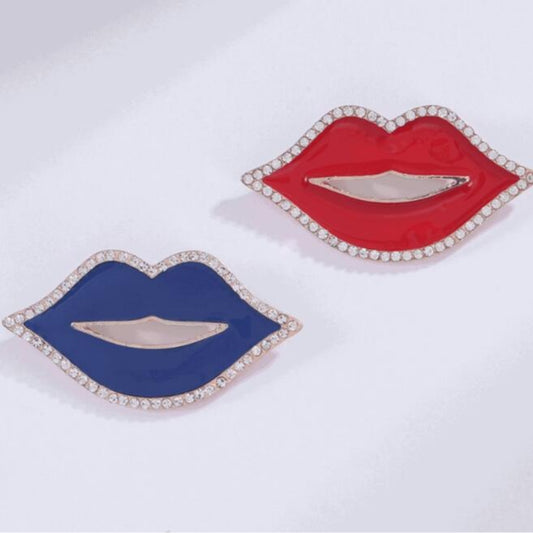 Lip brooch