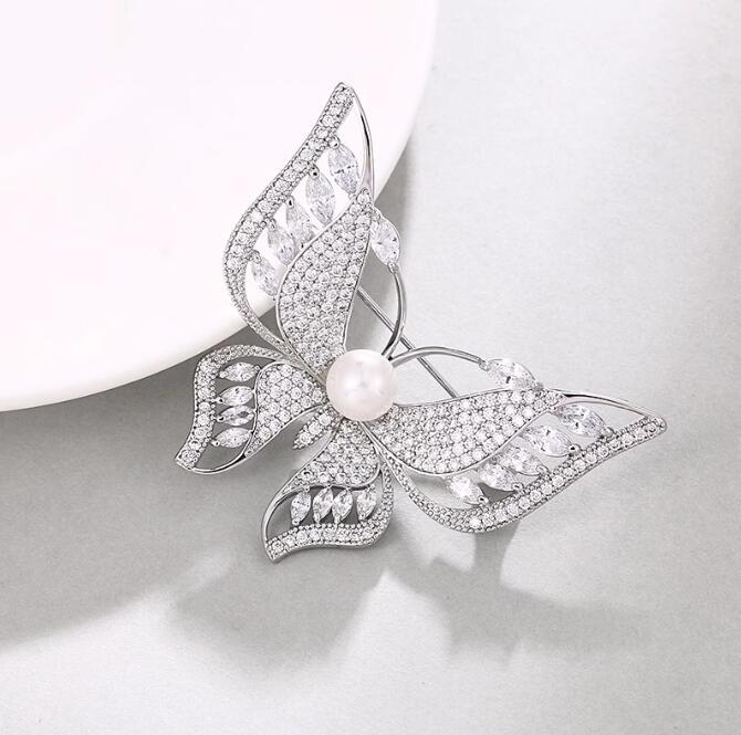 Versatile Butterfly Brooch Buckle