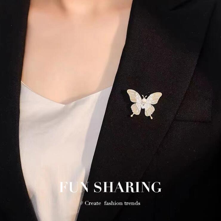 New Diamond Pearl Butterfly Brooch