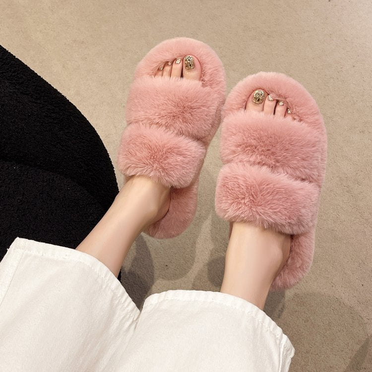 Flat-bottomed large-size slippers to keep warm