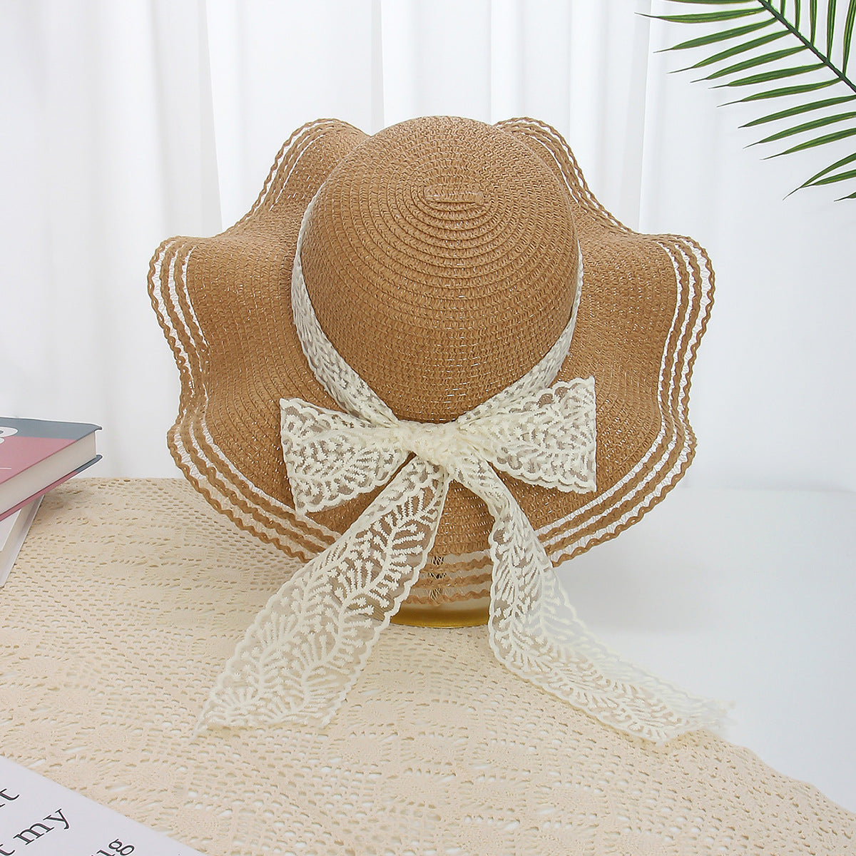 Sombrero de paja ondulado con flores para mujer para verano 