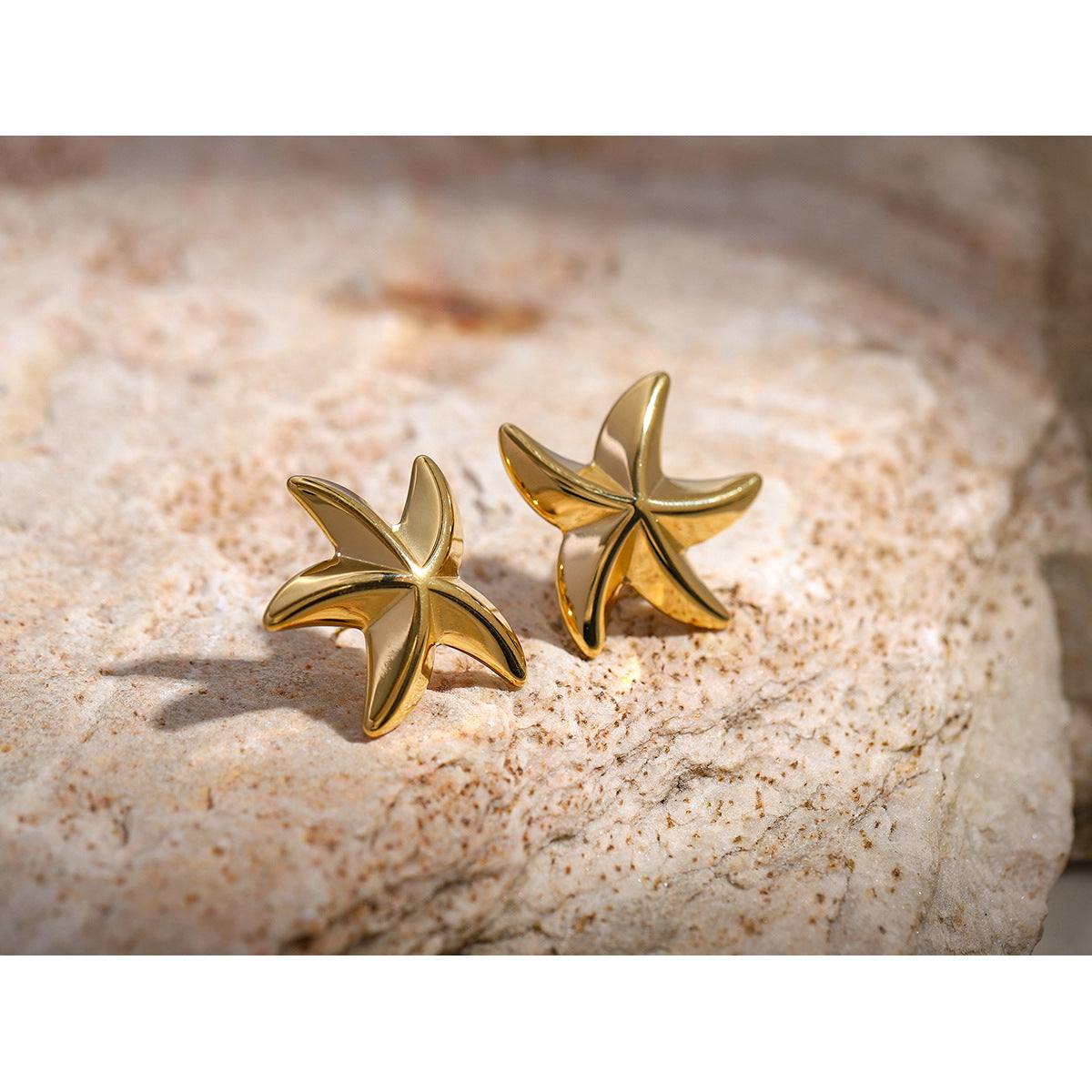 16k gold five-pointed star earrings