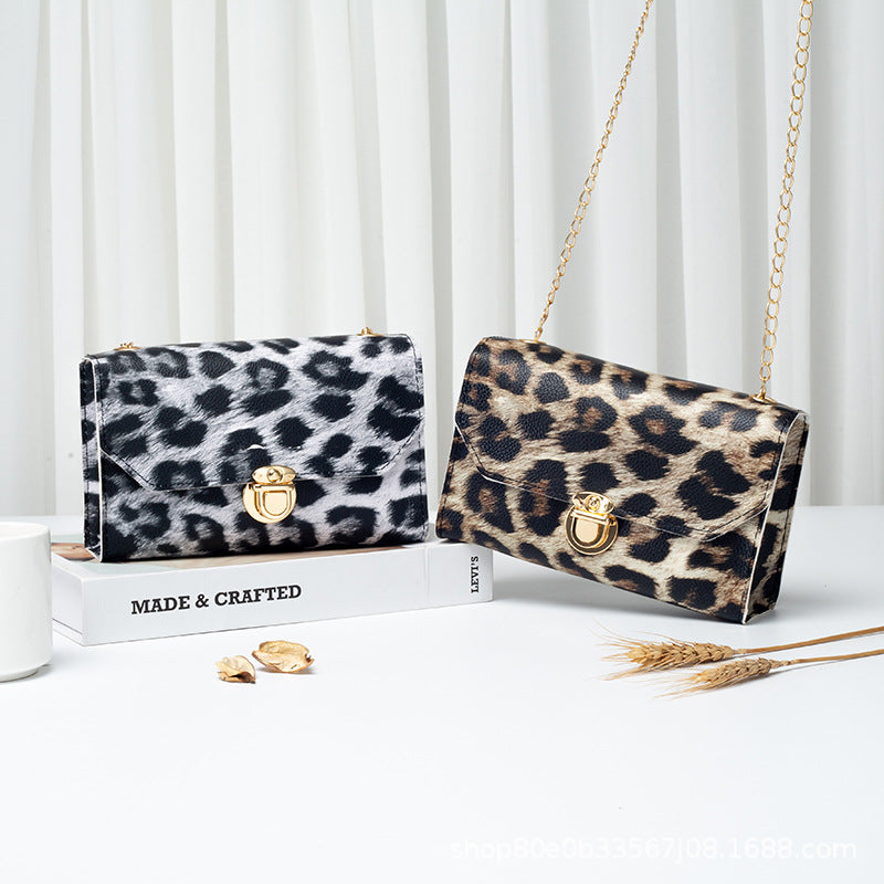 Leopard print square bag