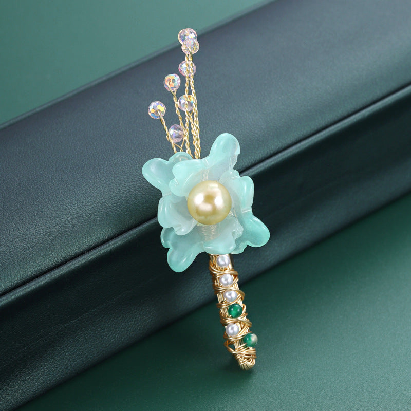 Eco-friendly crystal brooch pin