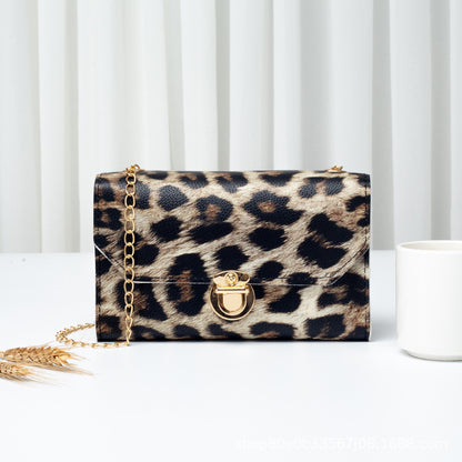 Leopard print square bag