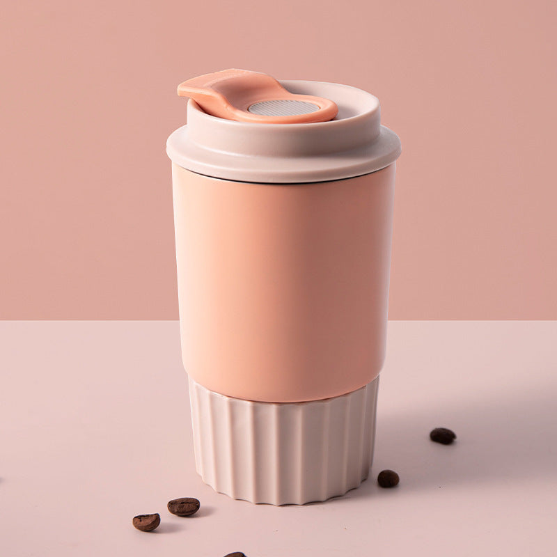 Large capacity portable coffee cup