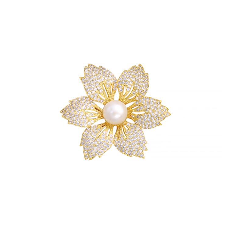 Flower Flash Diamond Bauhinia Brooch