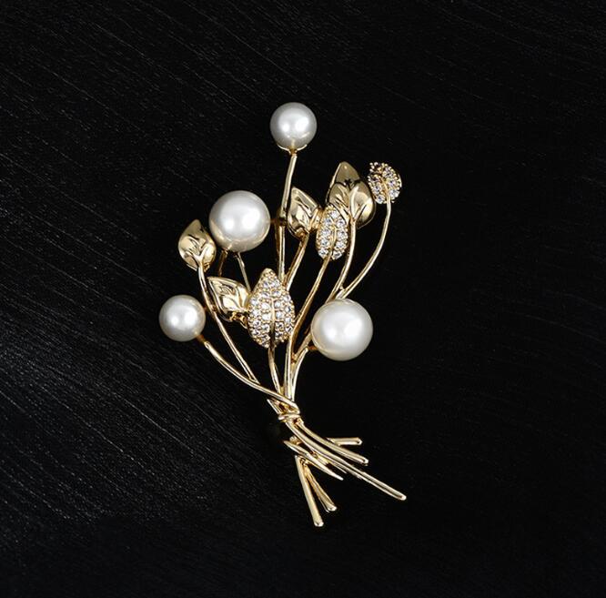 Leaf Brooch Pearl Bouquet