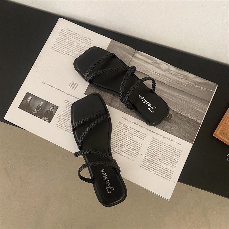 Flat-bottomed woven slippers shoes