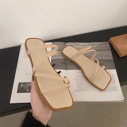 Flat-bottomed woven slippers shoes