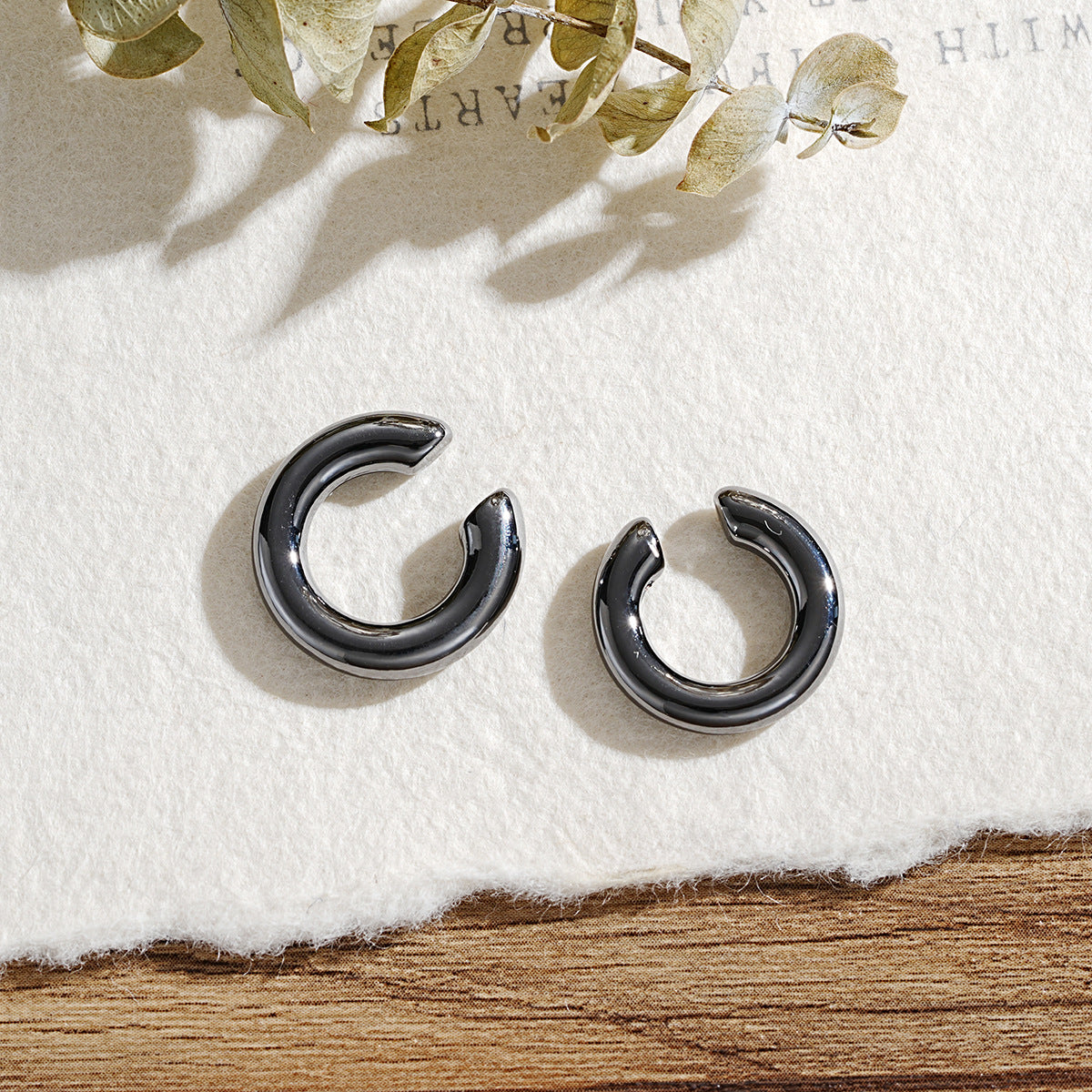 Metal ear clip double round ear bone clip