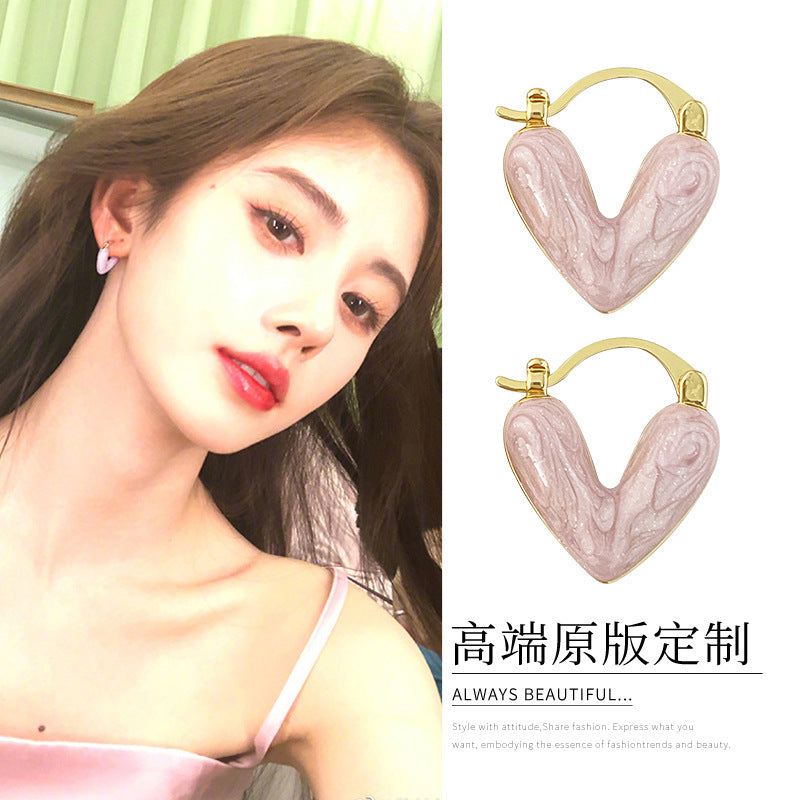 Love shaped earrings female explosion