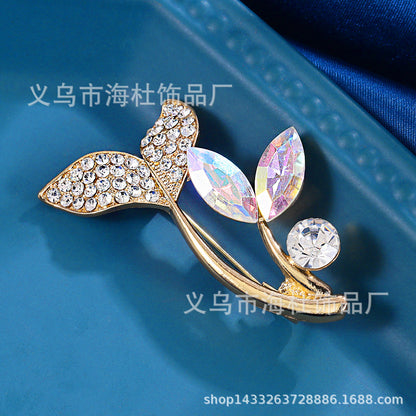 High-end mermaid tail brooch