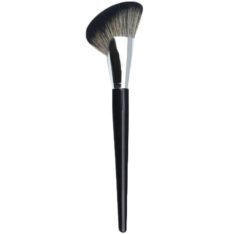 Silk Home 72 Angled Blush and Contour Brush