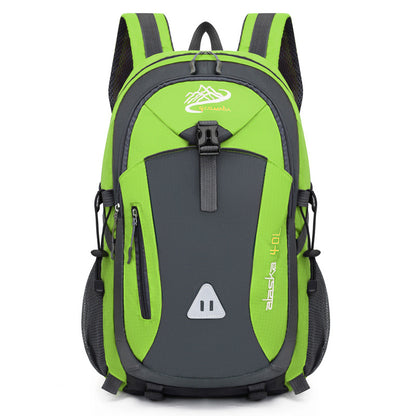 Large capacity mountaineering backpack