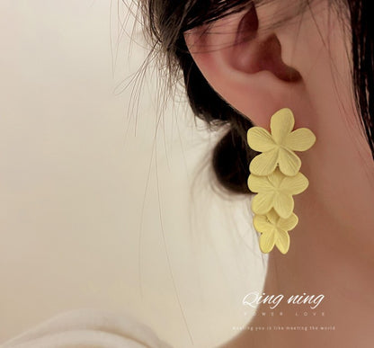 Flower earrings sweet earrings