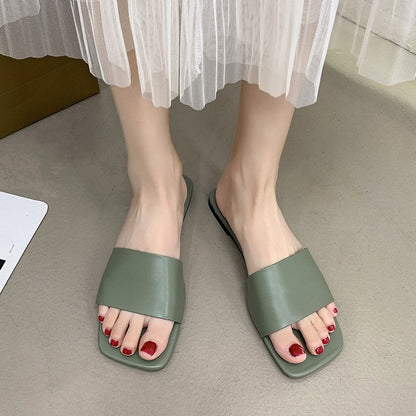 Solid color slippers