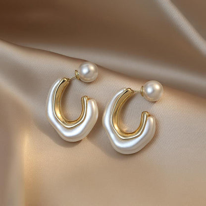 White Irregular Pearl C Earrings