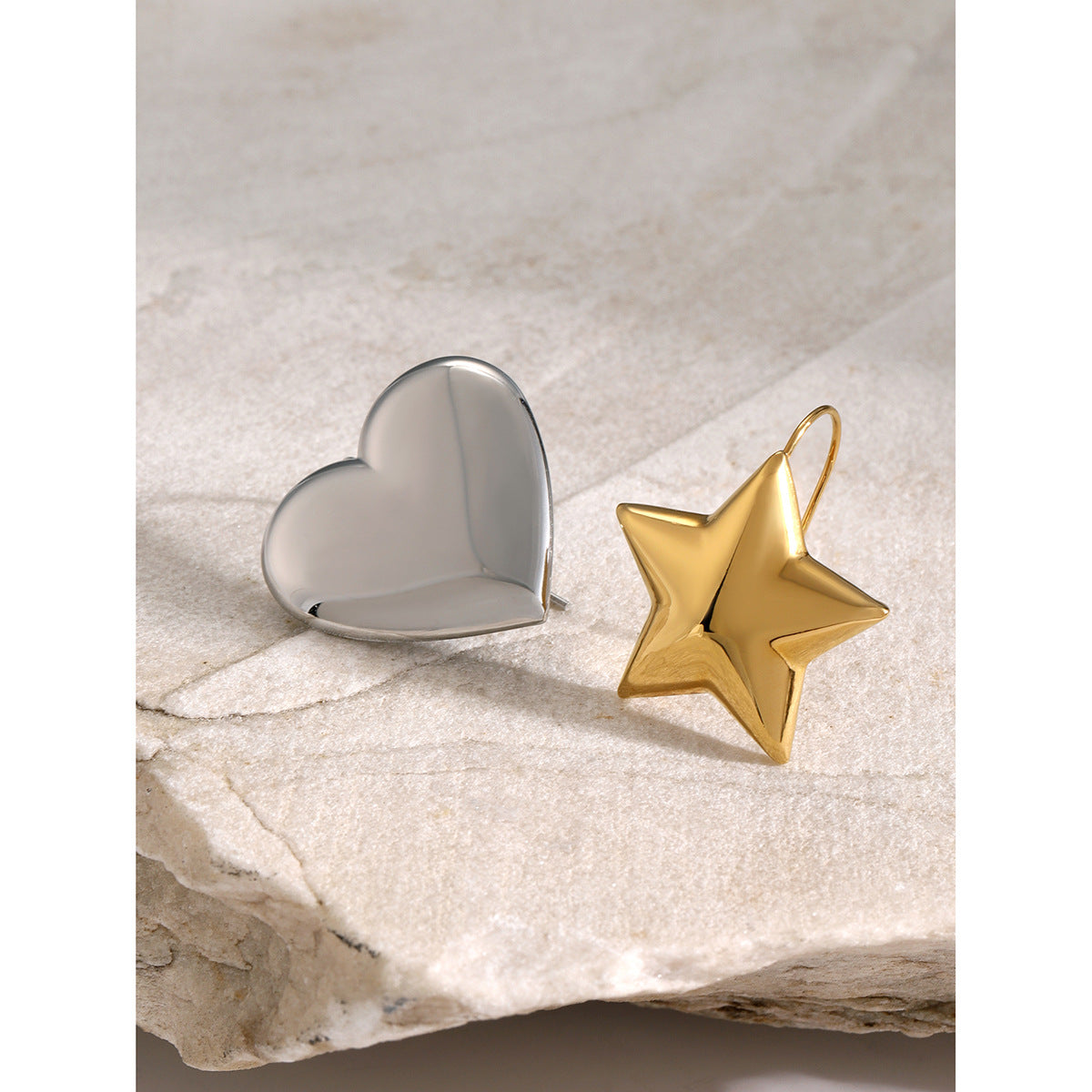 Love five-pointed star earrings and ring