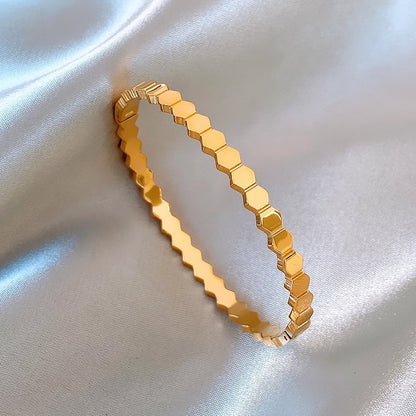 Honeycomb bracelet