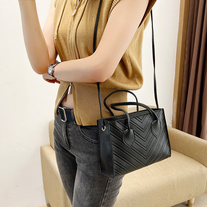 Casual women's handbag