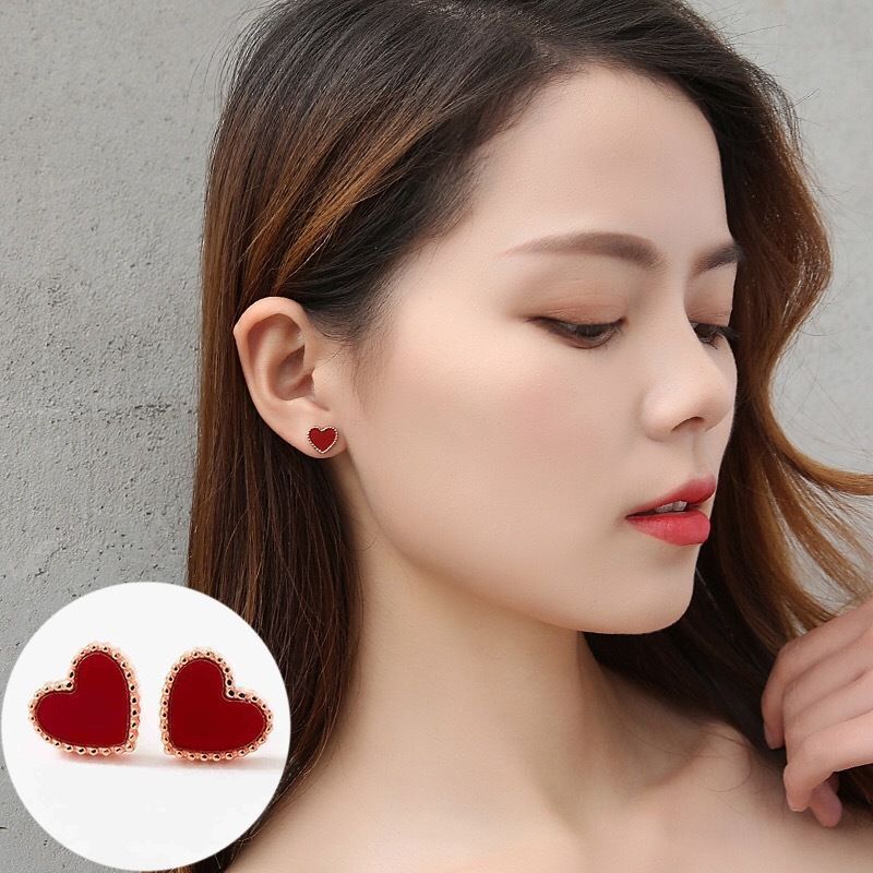 Versatile titanium steel small stud earrings